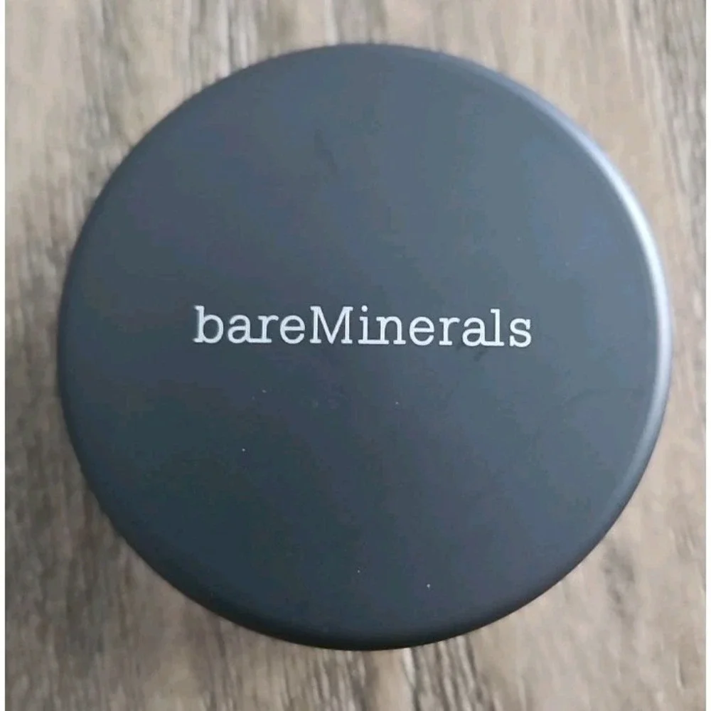 bareMinerals CHIC RADIANCE All Over Face Color .03 oz./.85 g Loose Powder New